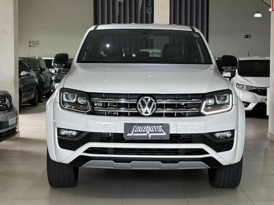 VOLKSWAGEN AMAROK 3.0 V6 TDI DIESEL HIGHLINE CD 4MOTION AUTOMÁTICO
